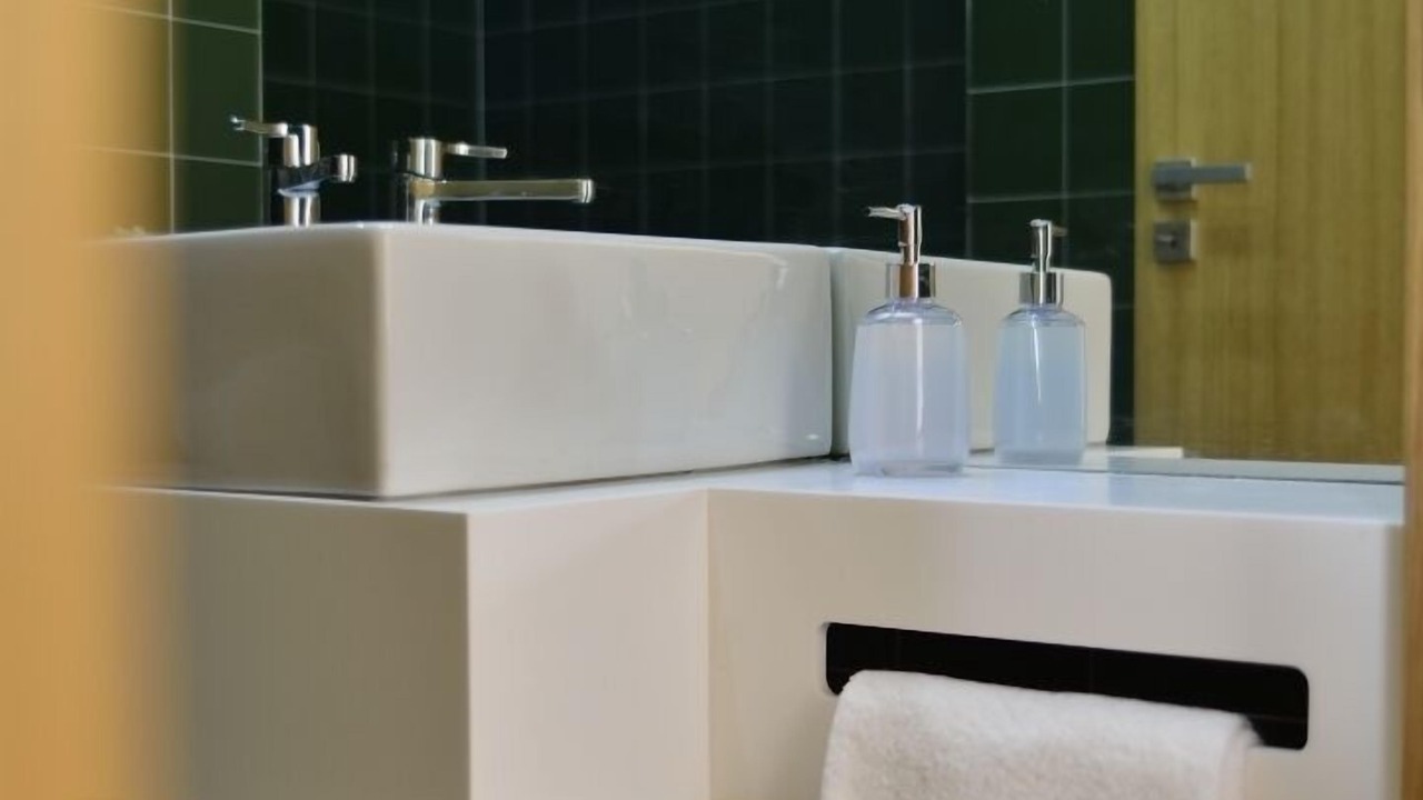 Photo of Bathroom in Foz do Cobrao