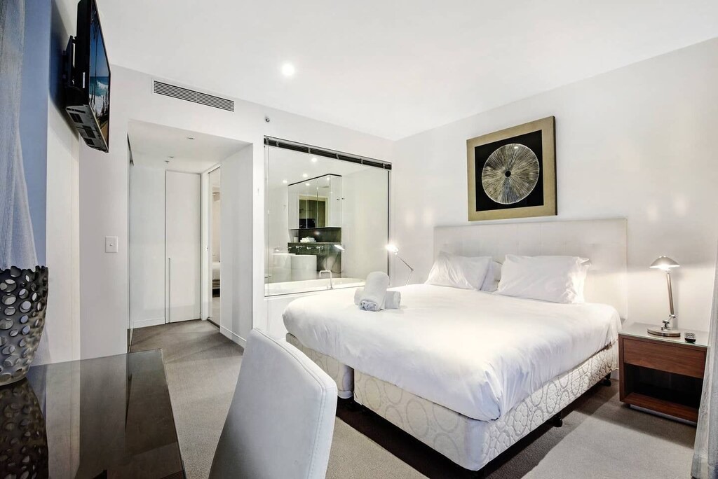 Photo of Bedroom in Broadbeach