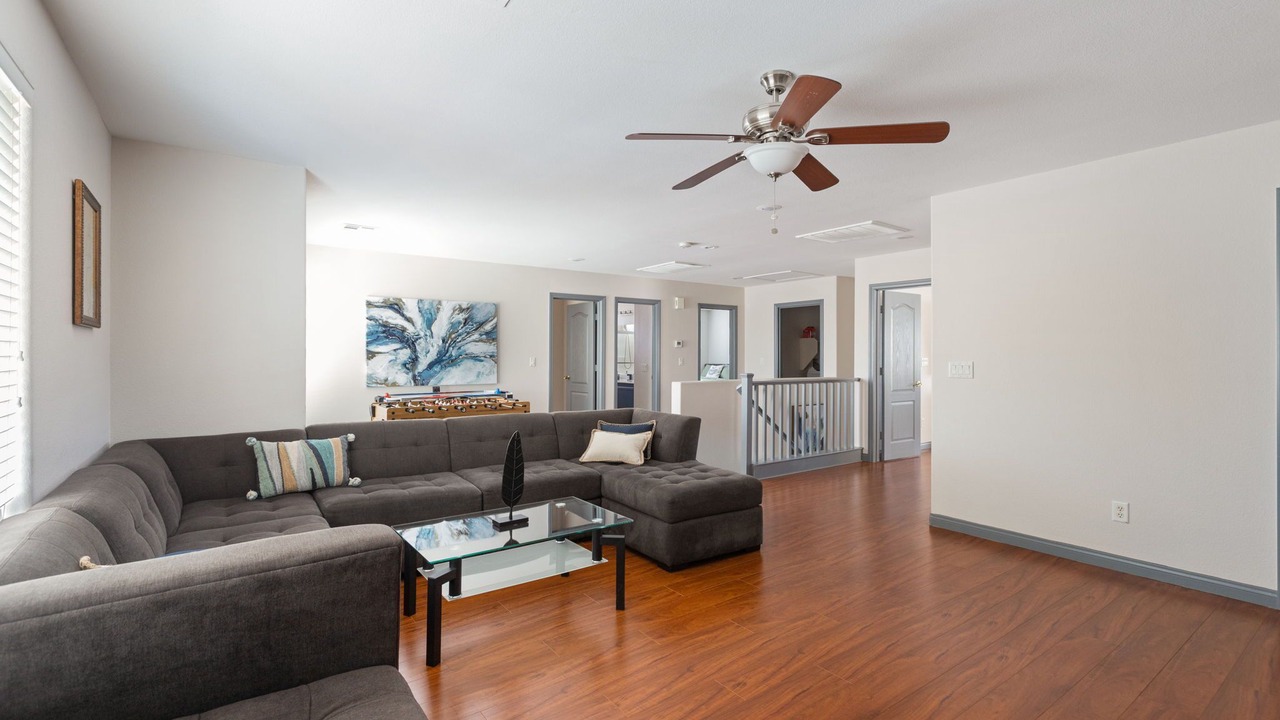 Photo of Livingroom in Spring Valley