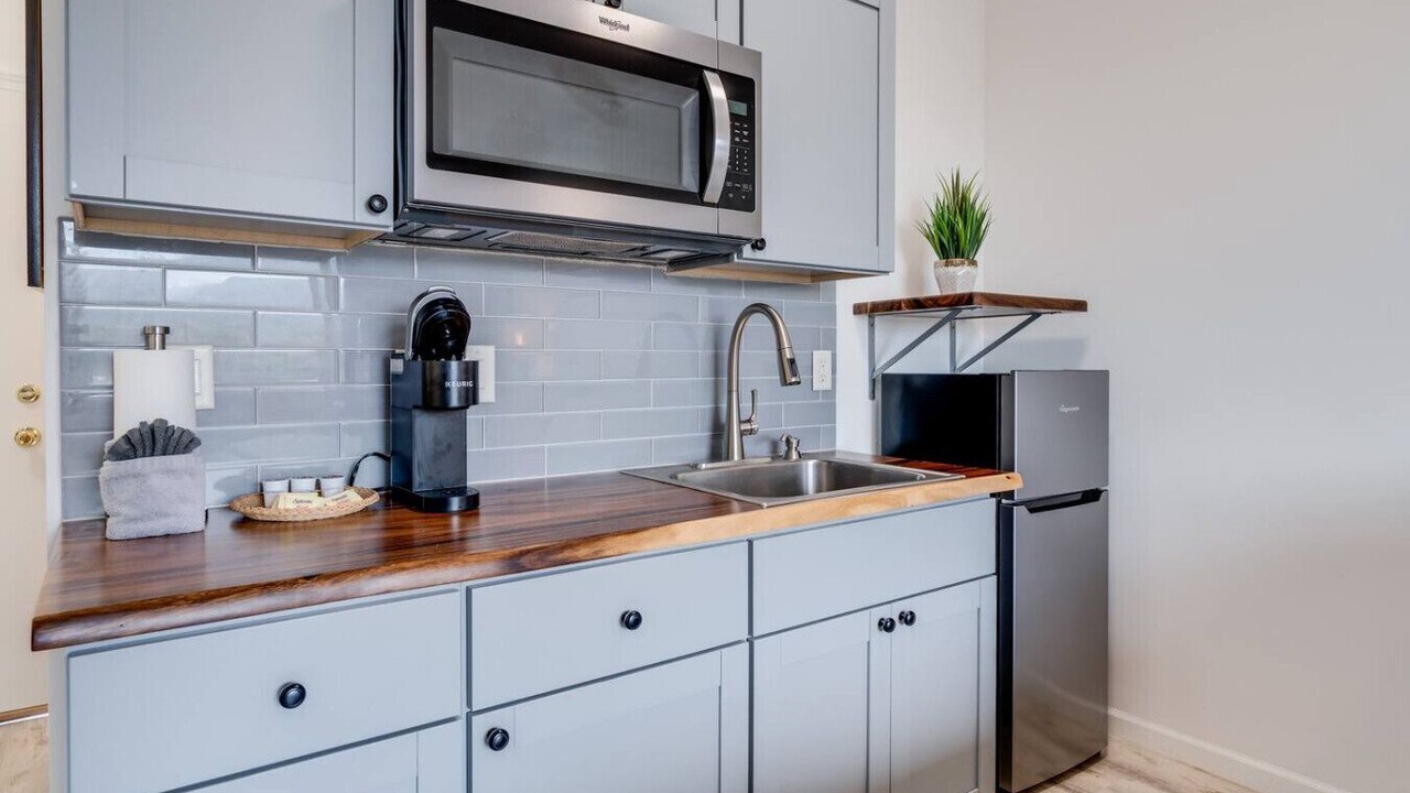Photo of Kitchen in Wailuku