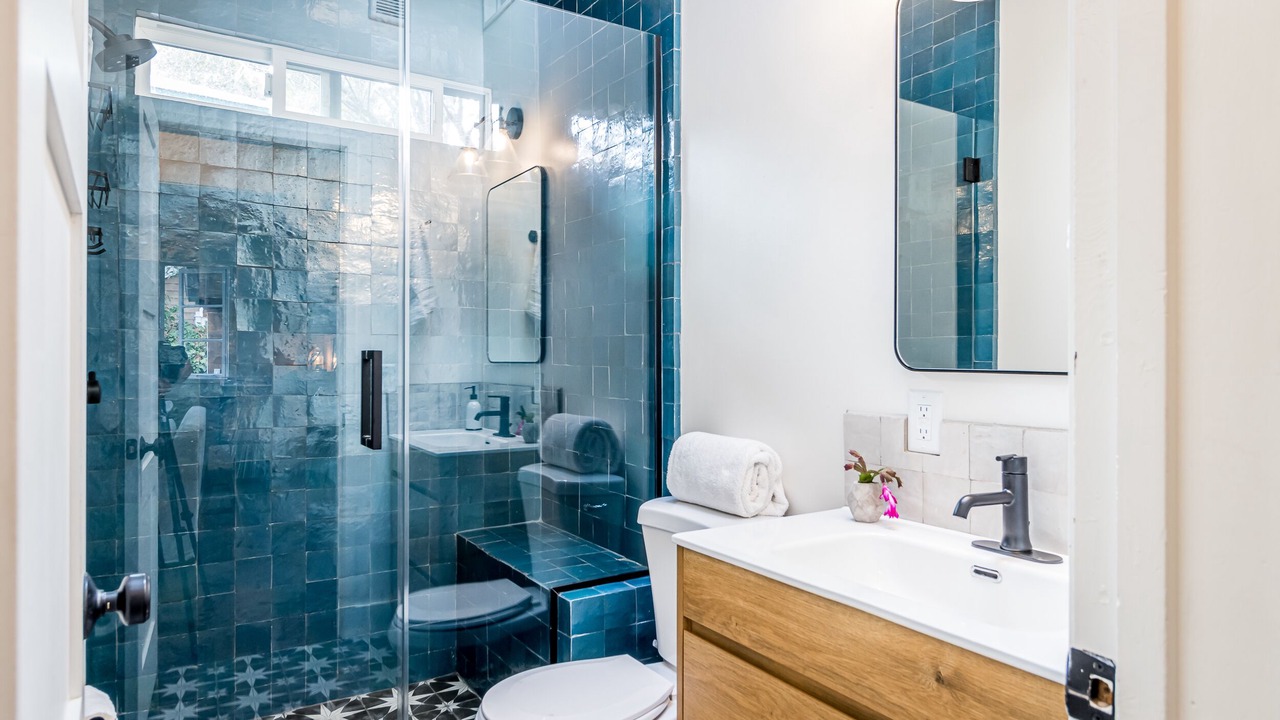 Photo of Bathroom in Marine Terrace