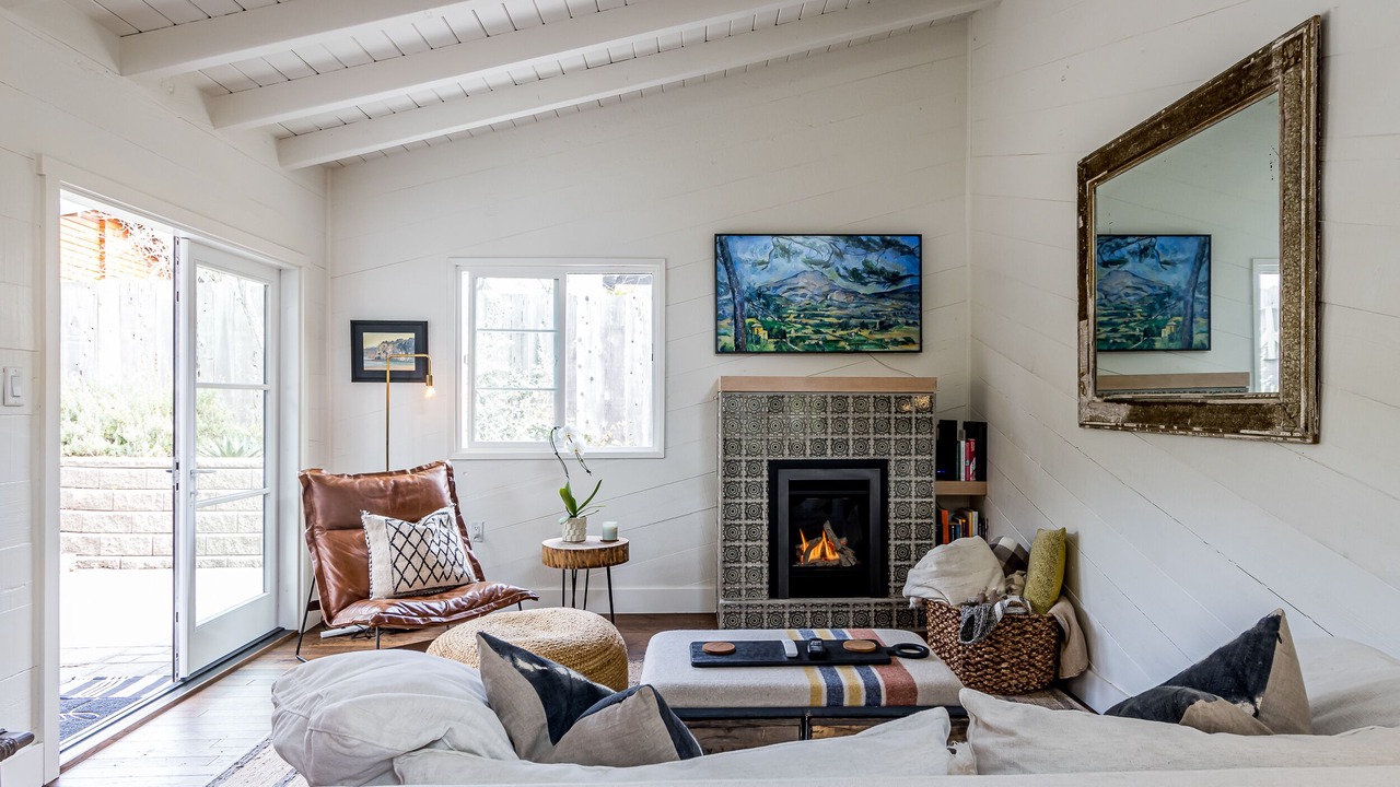 Photo of Livingroom in Marine Terrace
