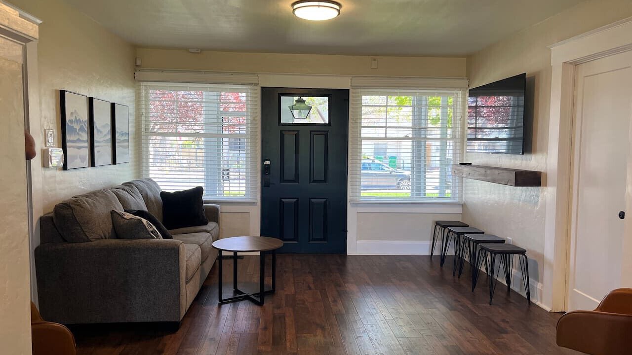 Photo of Livingroom in Sparks