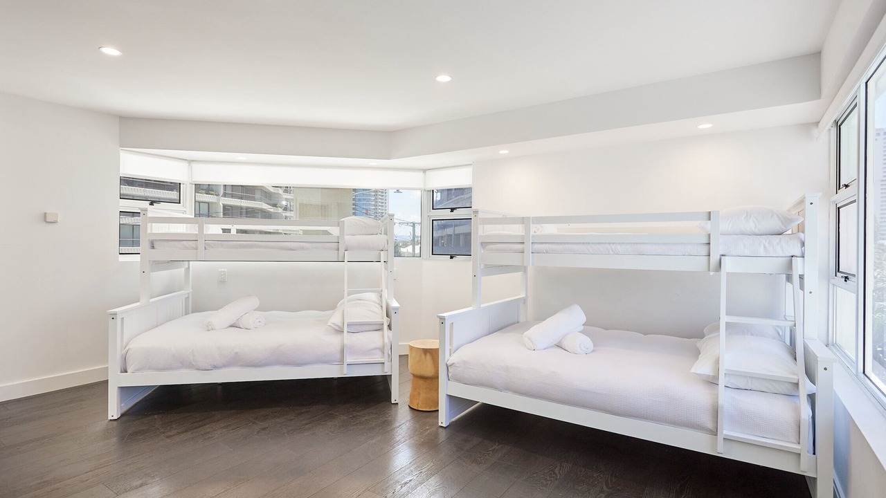 Photo of Bedroom in Main Beach