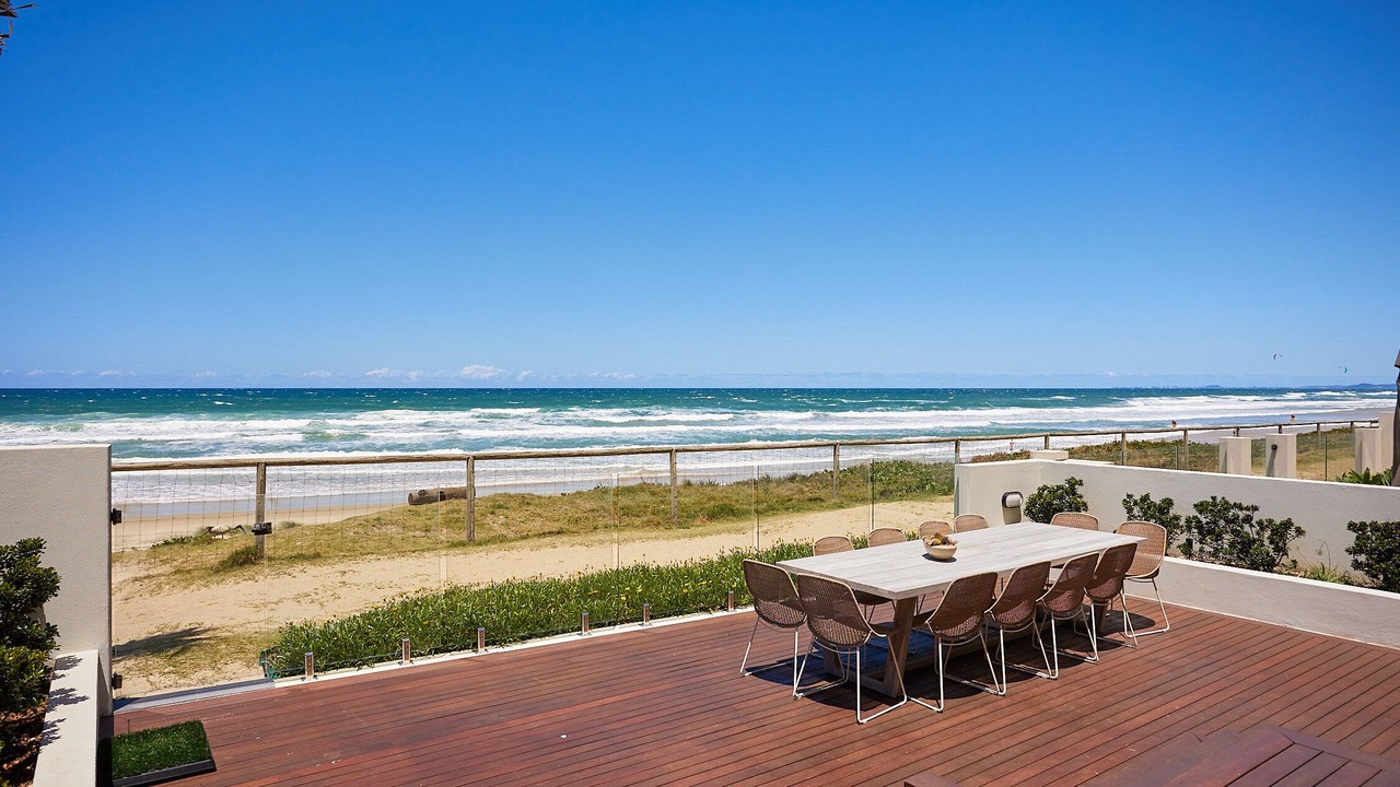 Photo of Outdoor in Main Beach