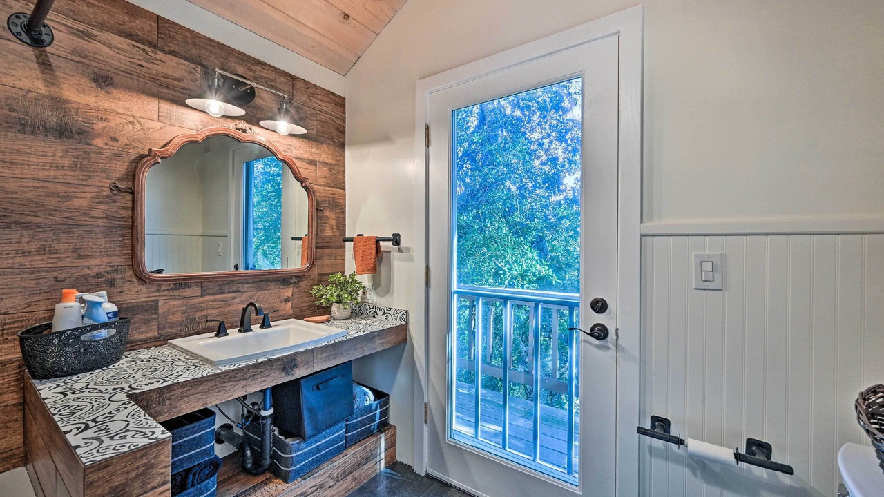 Photo of Bathroom in Julian