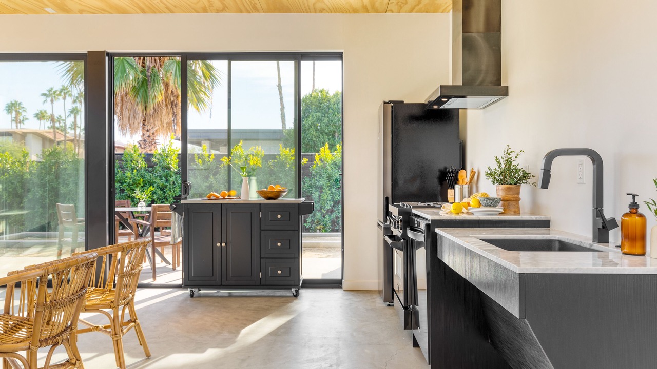 Photo of Bedroom in Downtown Palm Springs