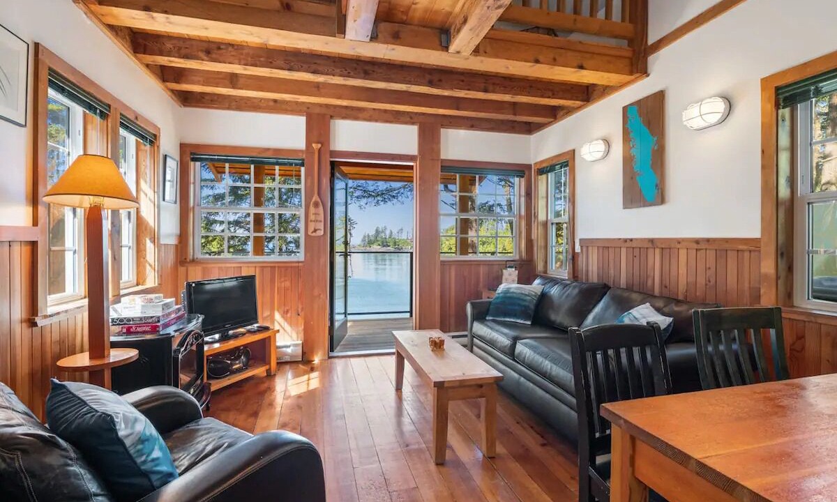 Photo of Livingroom in Ucluelet