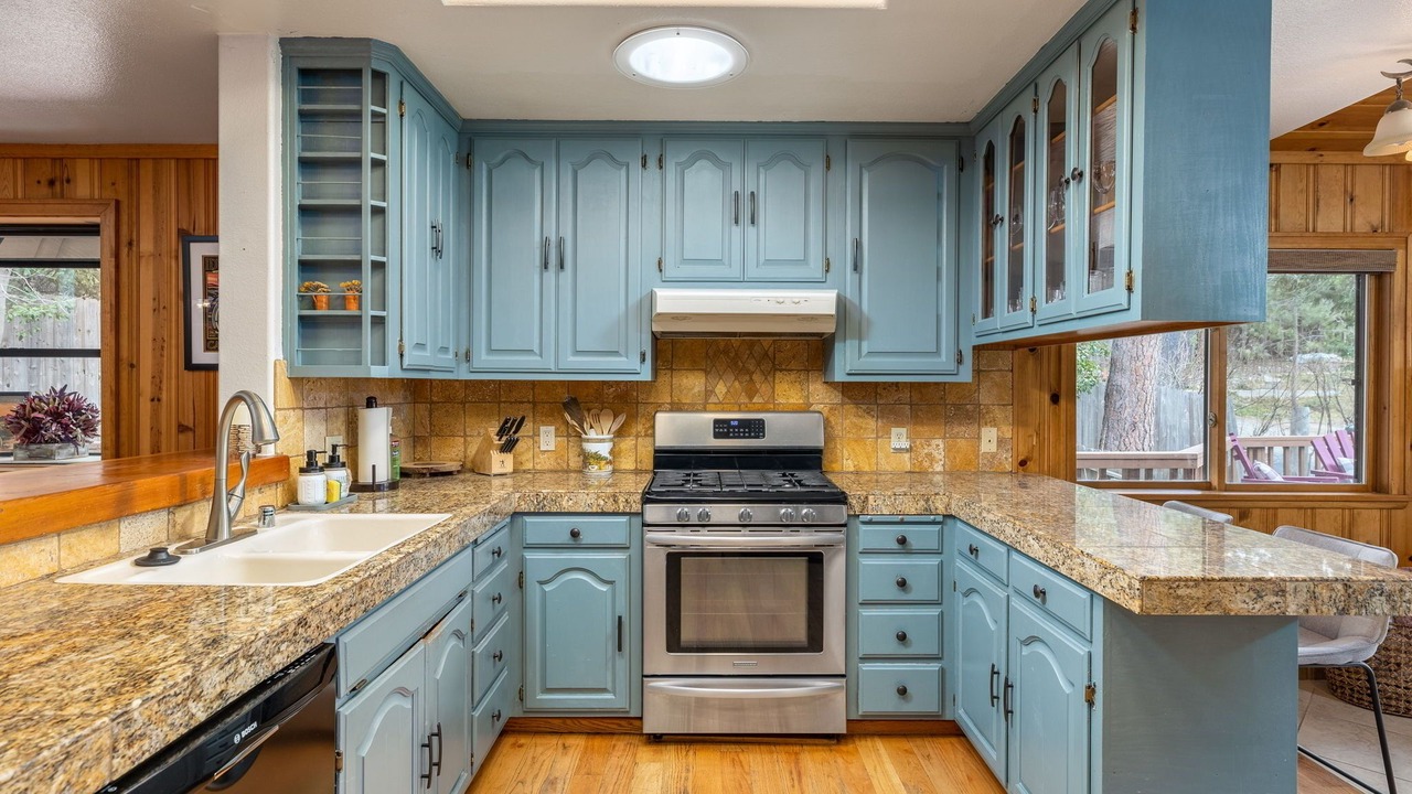 Photo of Kitchen in Idyllwild