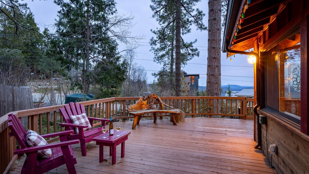 Photo of Patio Balcony in Idyllwild