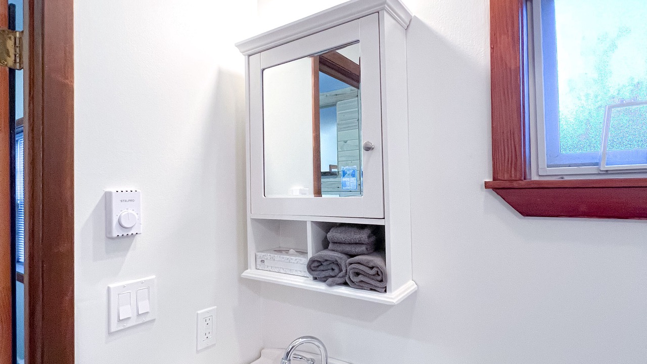 Photo of Bathroom in Ucluelet