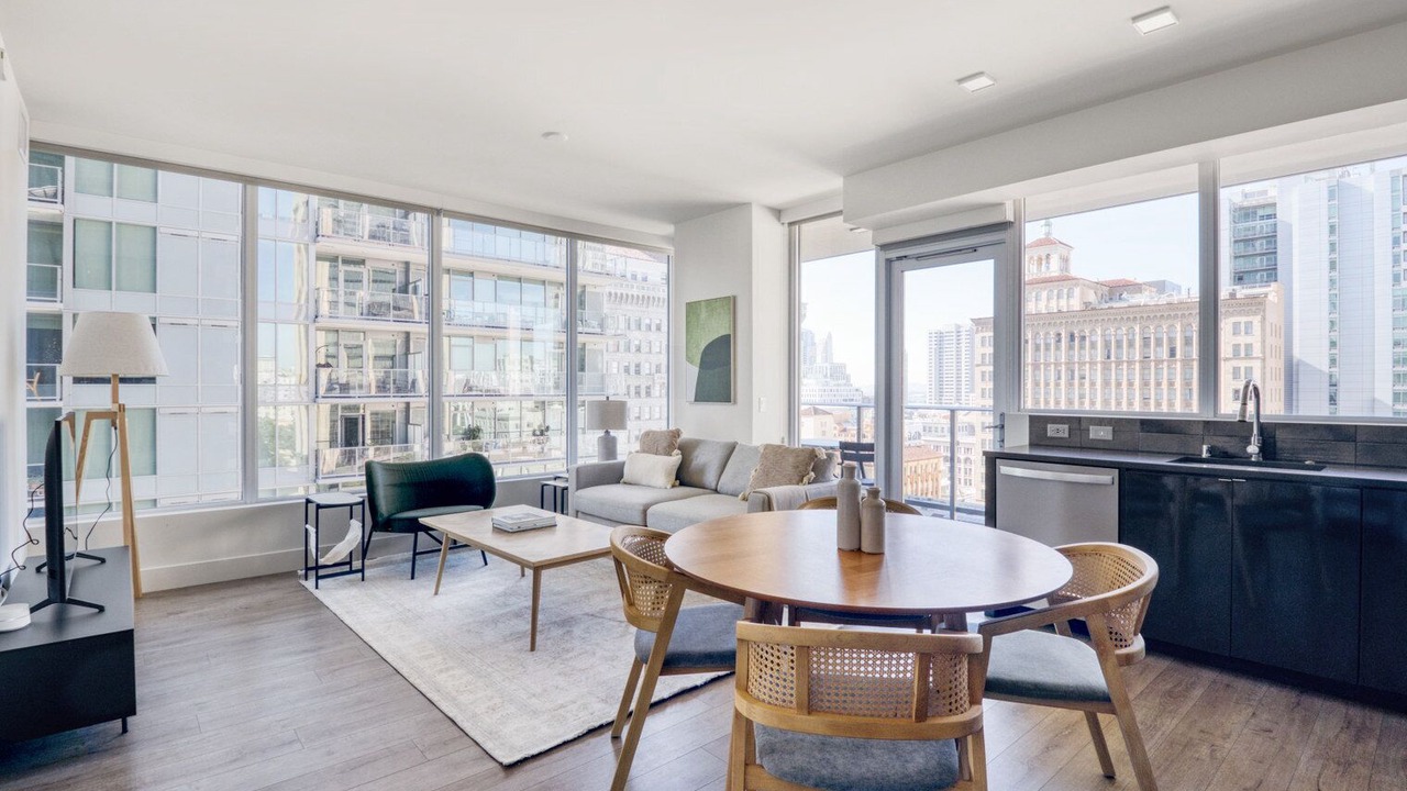 Photo of Livingroom in Civic Core