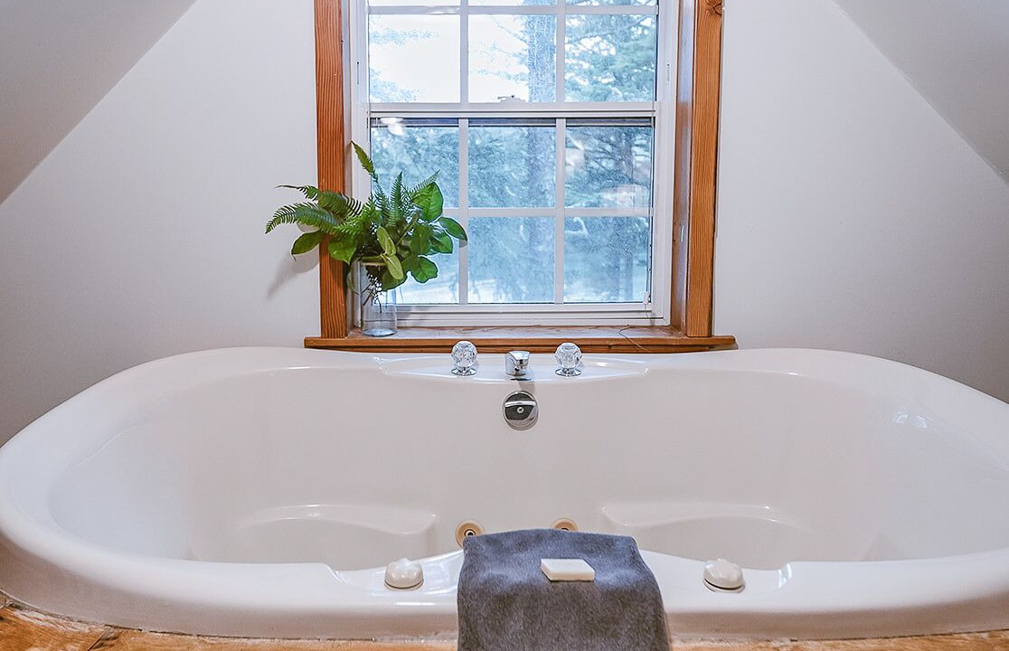 Photo of Bathroom in Ucluelet