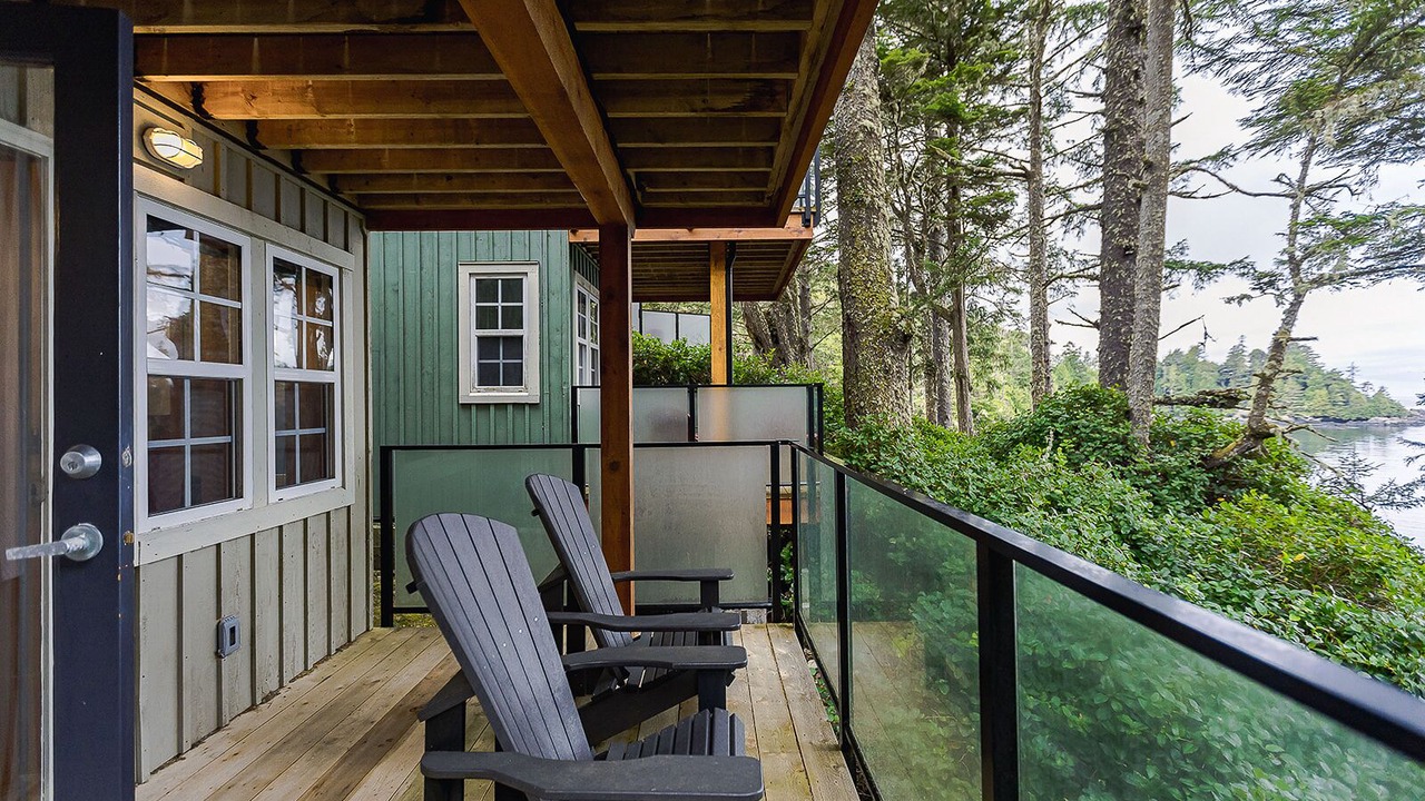 Photo of Patio Balcony in Ucluelet