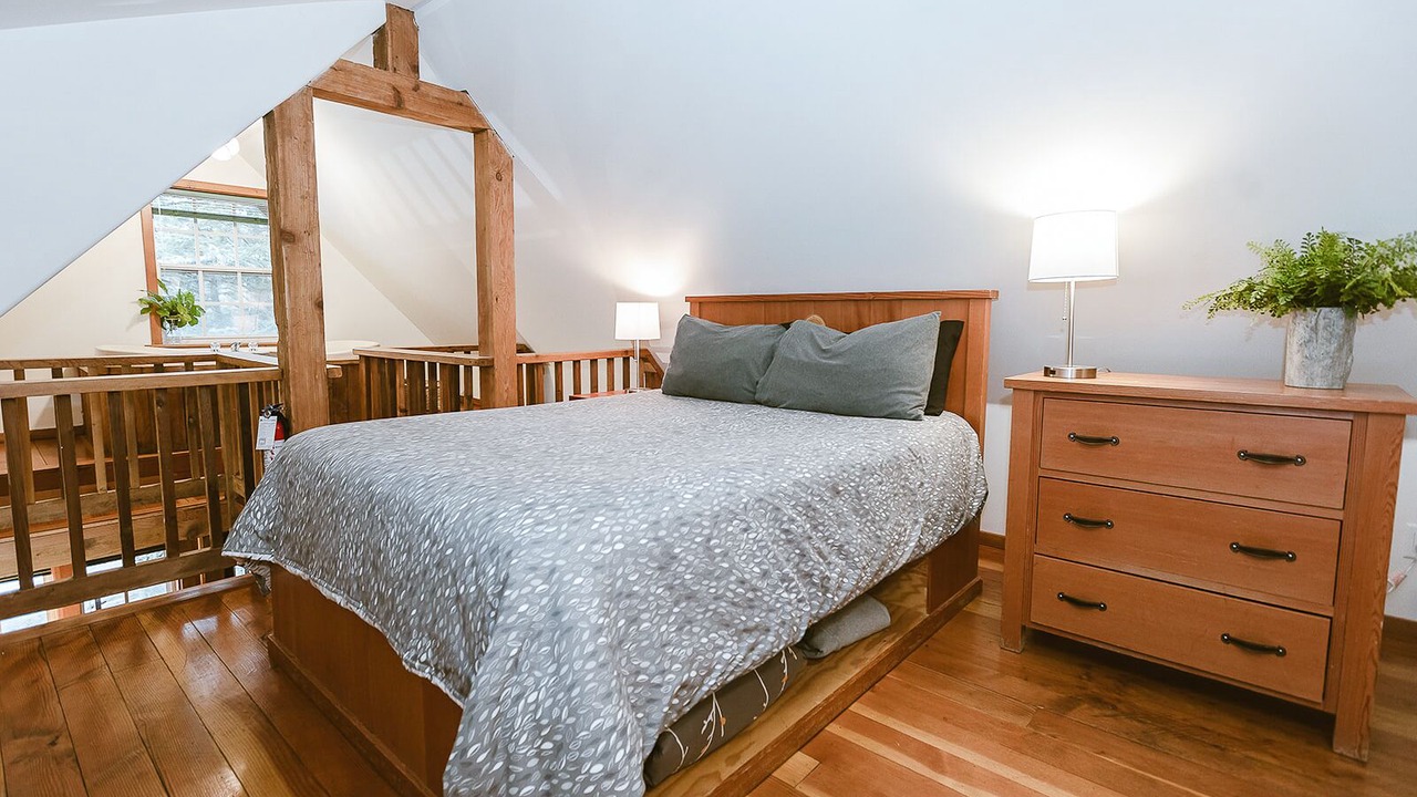 Photo of Bedroom in Ucluelet