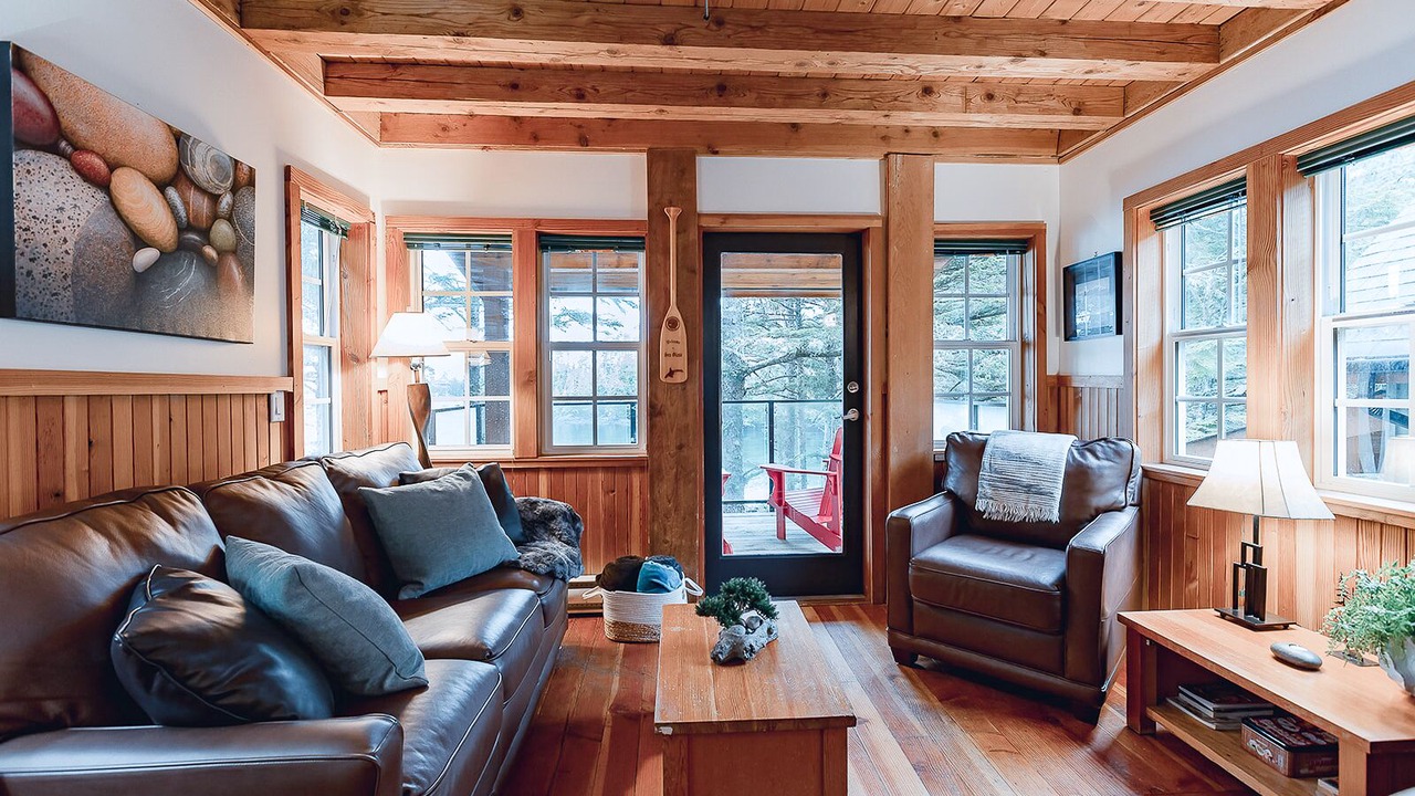 Photo of Livingroom in Ucluelet
