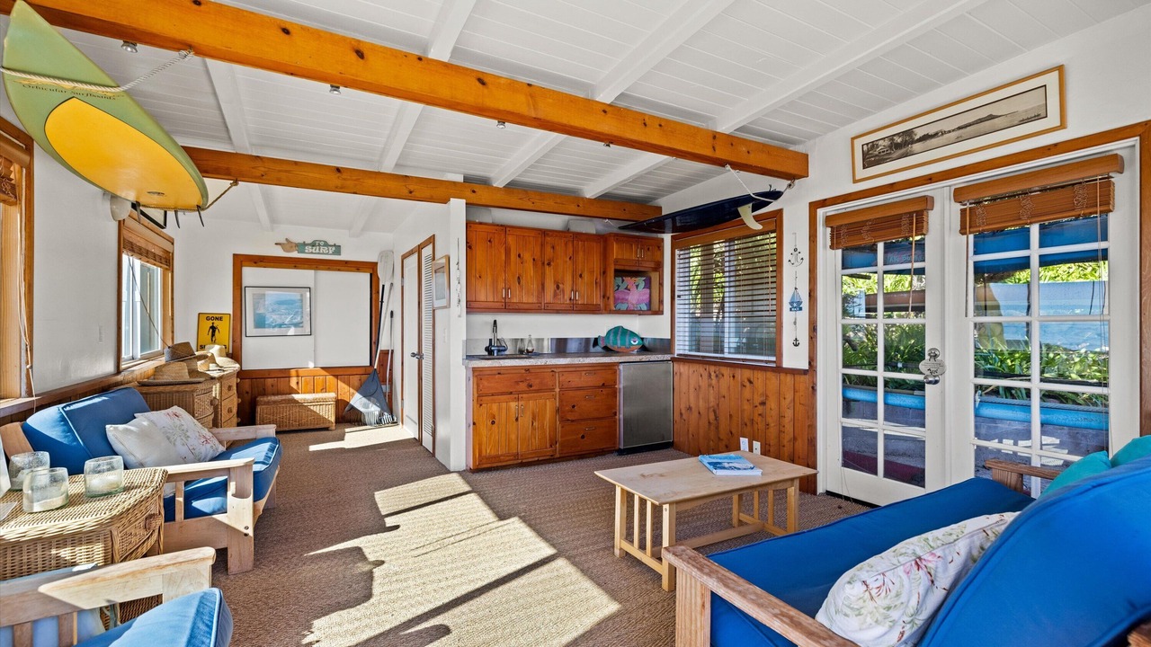 Photo of Livingroom in Toro Canyon
