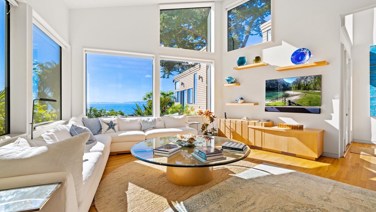Photo of Livingroom in Toro Canyon