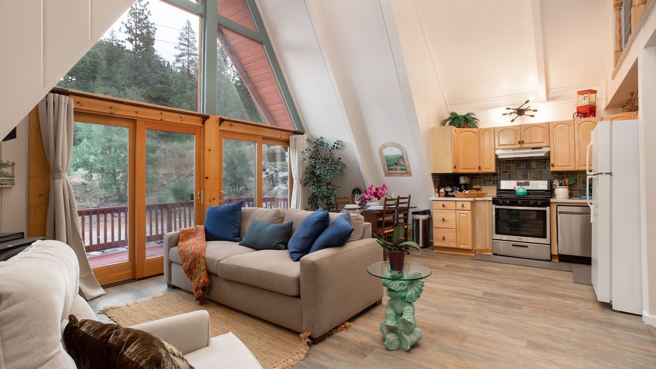 Photo of Bedroom in Pine Mountain Club