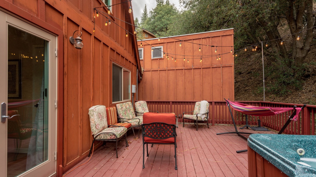 Photo of Patio Balcony in Pine Mountain Club