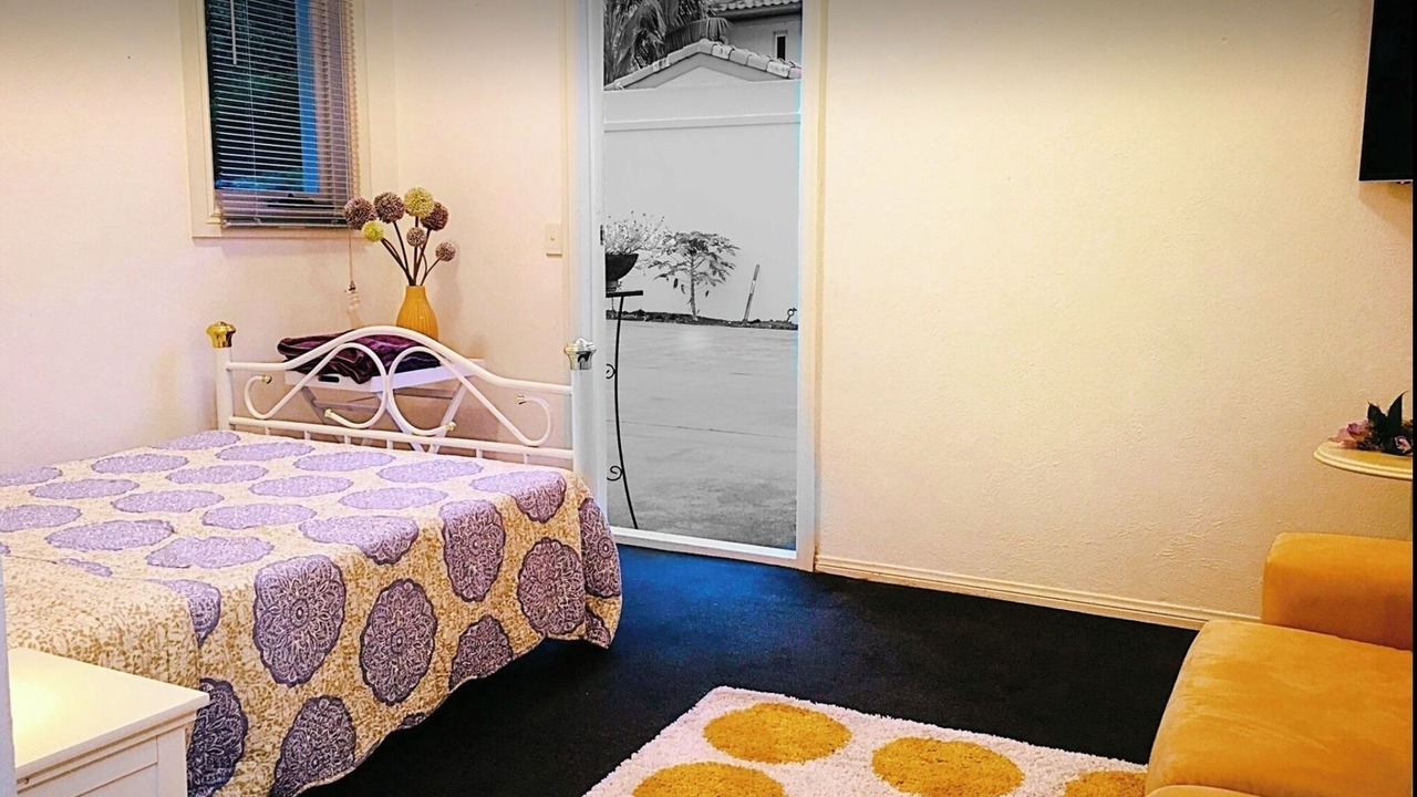 Photo of Bedroom in Broadbeach Waters
