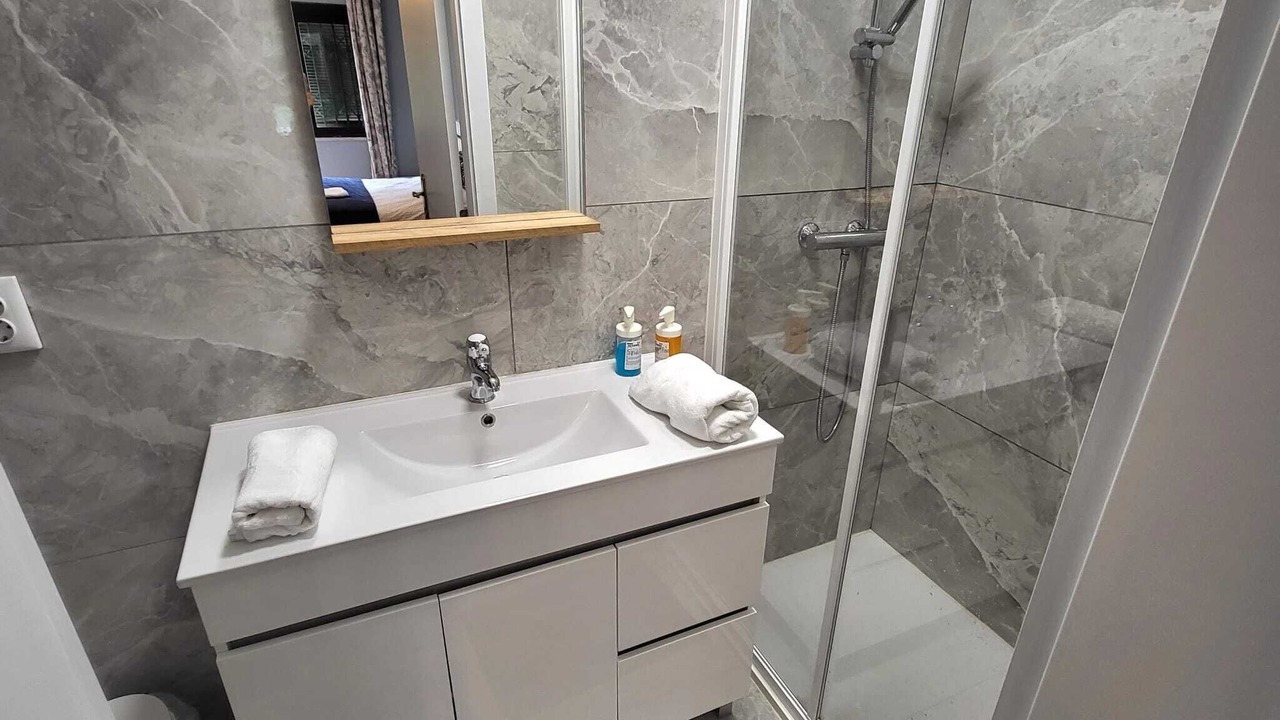 Photo of Bathroom in Lagoas Park