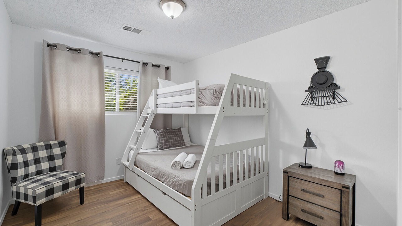 Photo of Bedroom in Tulare