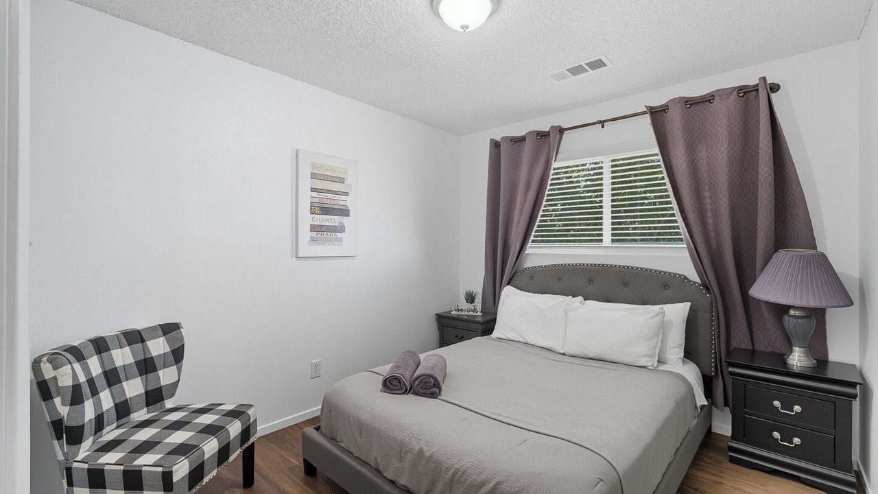 Photo of Bedroom in Tulare