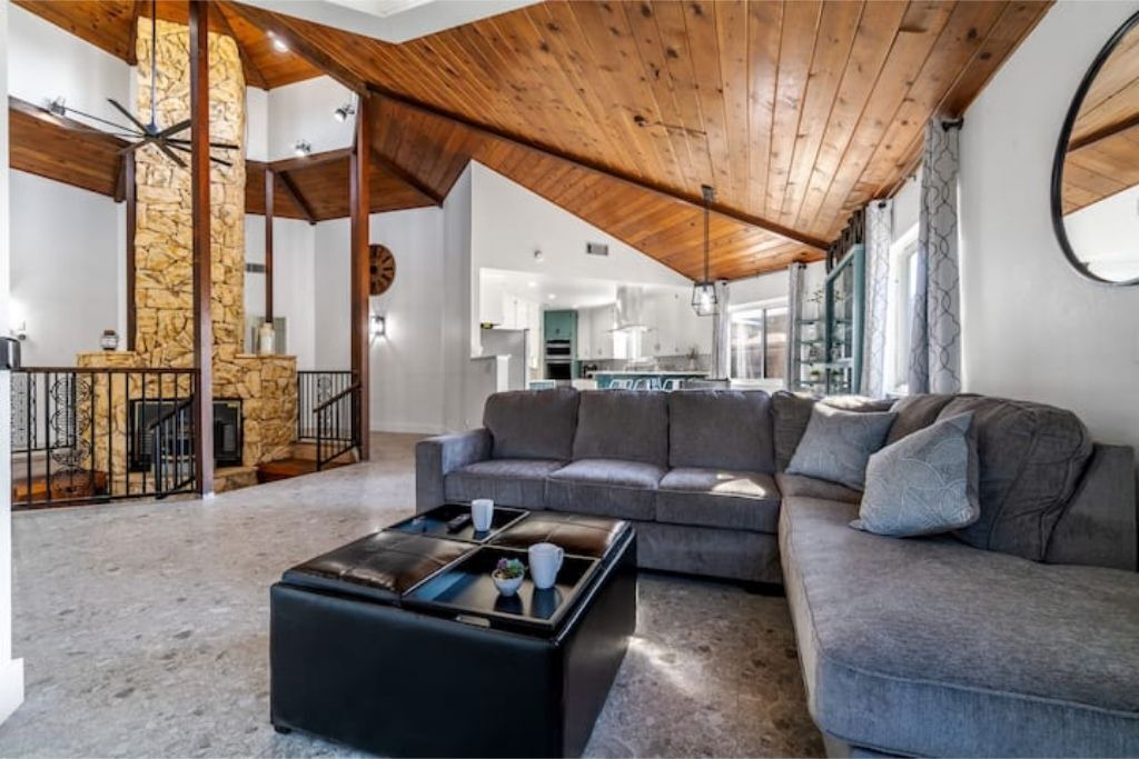 Photo of Livingroom in Visalia