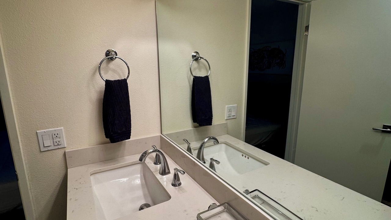 Photo of Bathroom in Sunrise Vista Chino