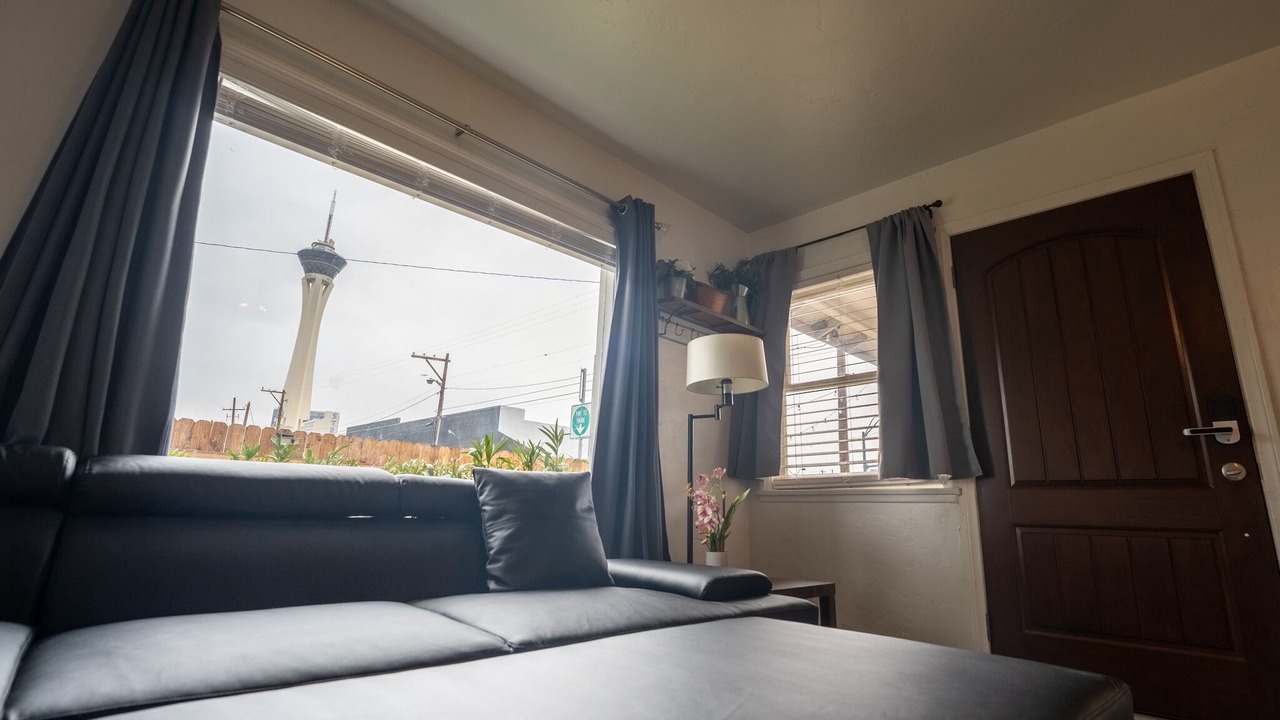 Photo of Bedroom in Gateway District
