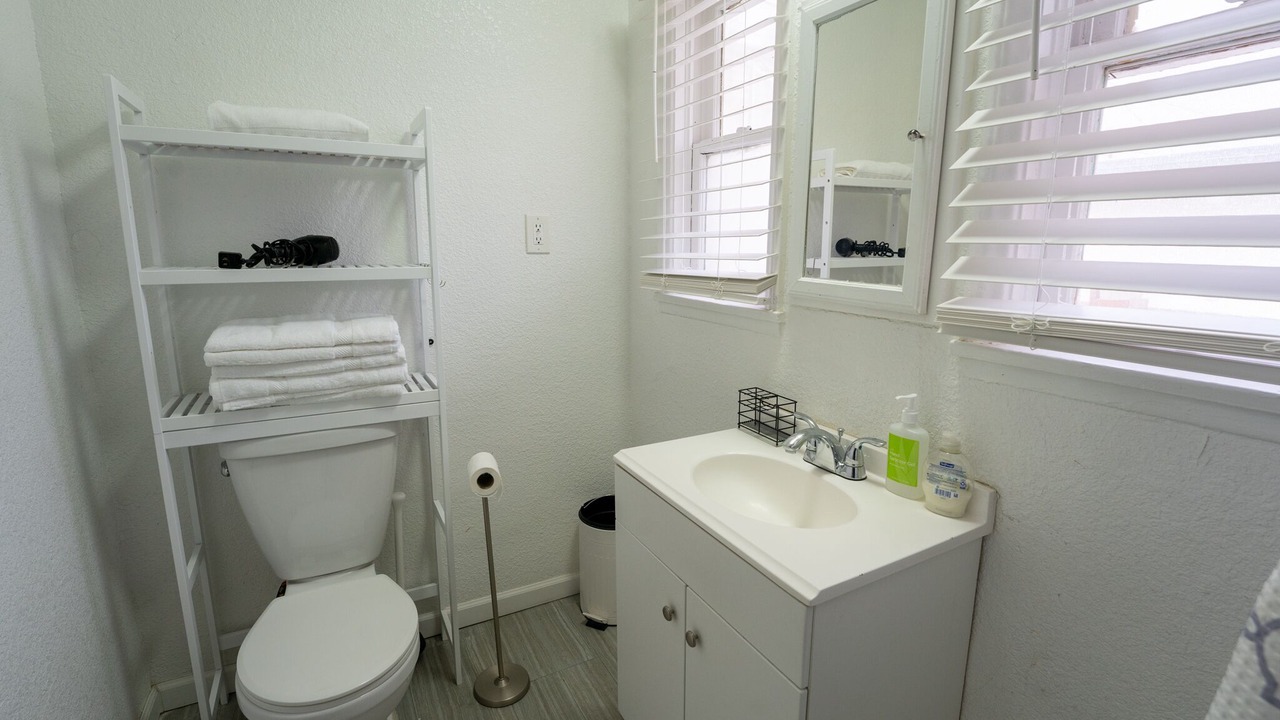 Photo of Bathroom in Gateway District