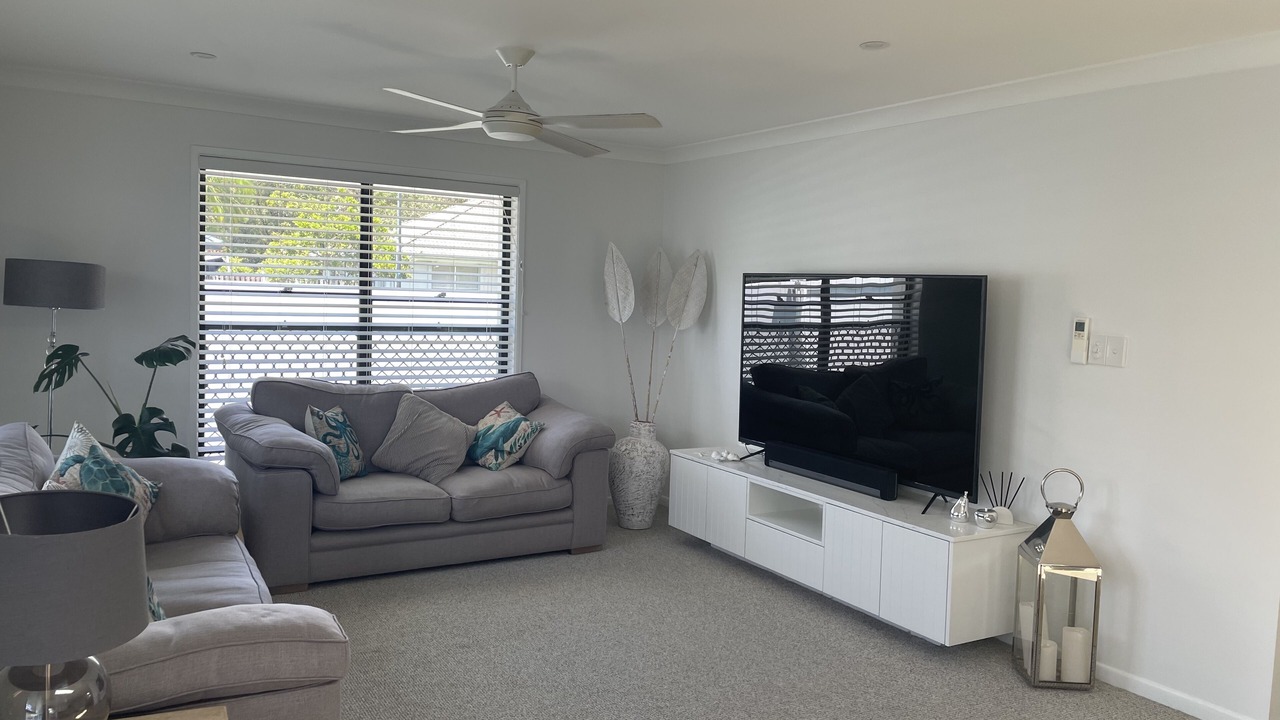 Photo of Livingroom in Burleigh Waters