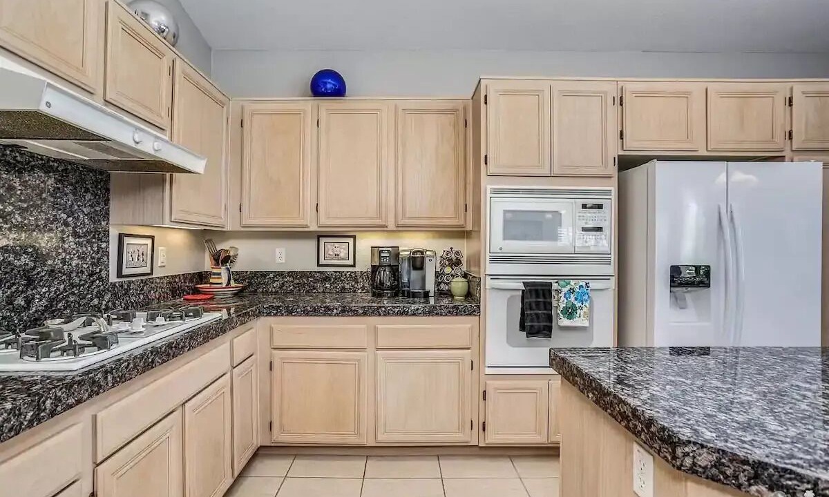 Photo of Kitchen in Cathedral City