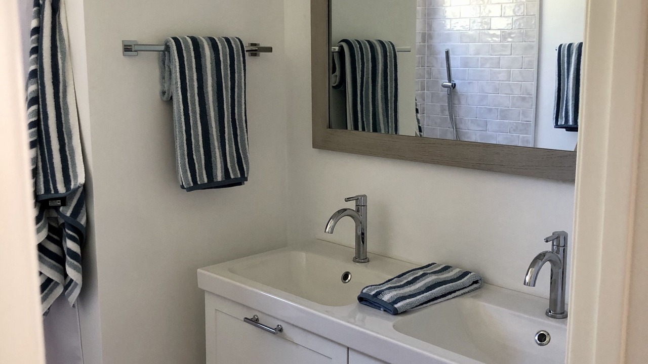 Photo of Bathroom in Alta Mesa
