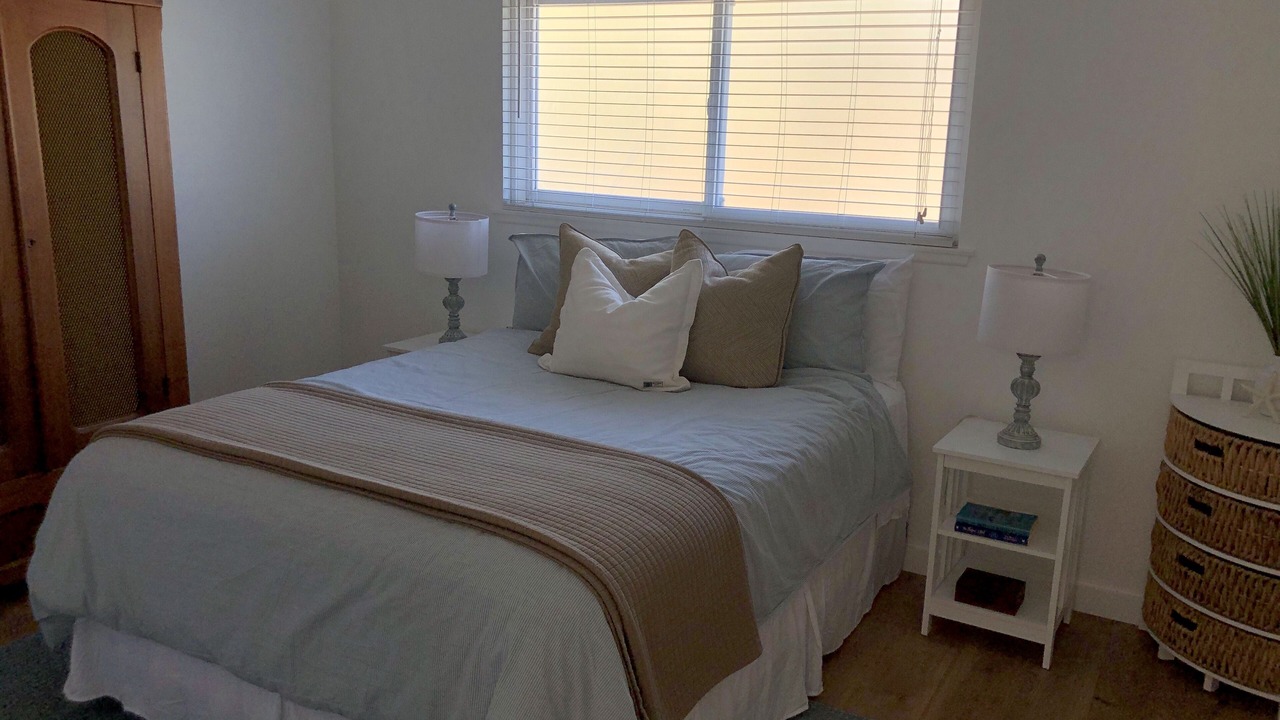 Photo of Bedroom in Alta Mesa
