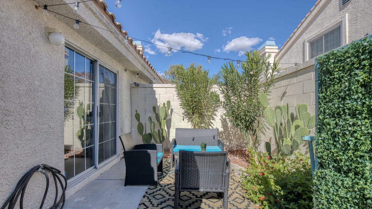 Photo of Outdoor in Spring Valley