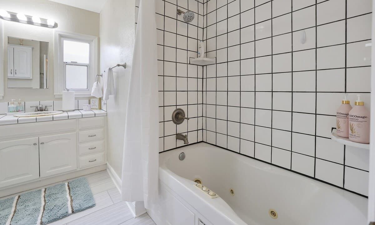 Photo of Bathroom in Tulare