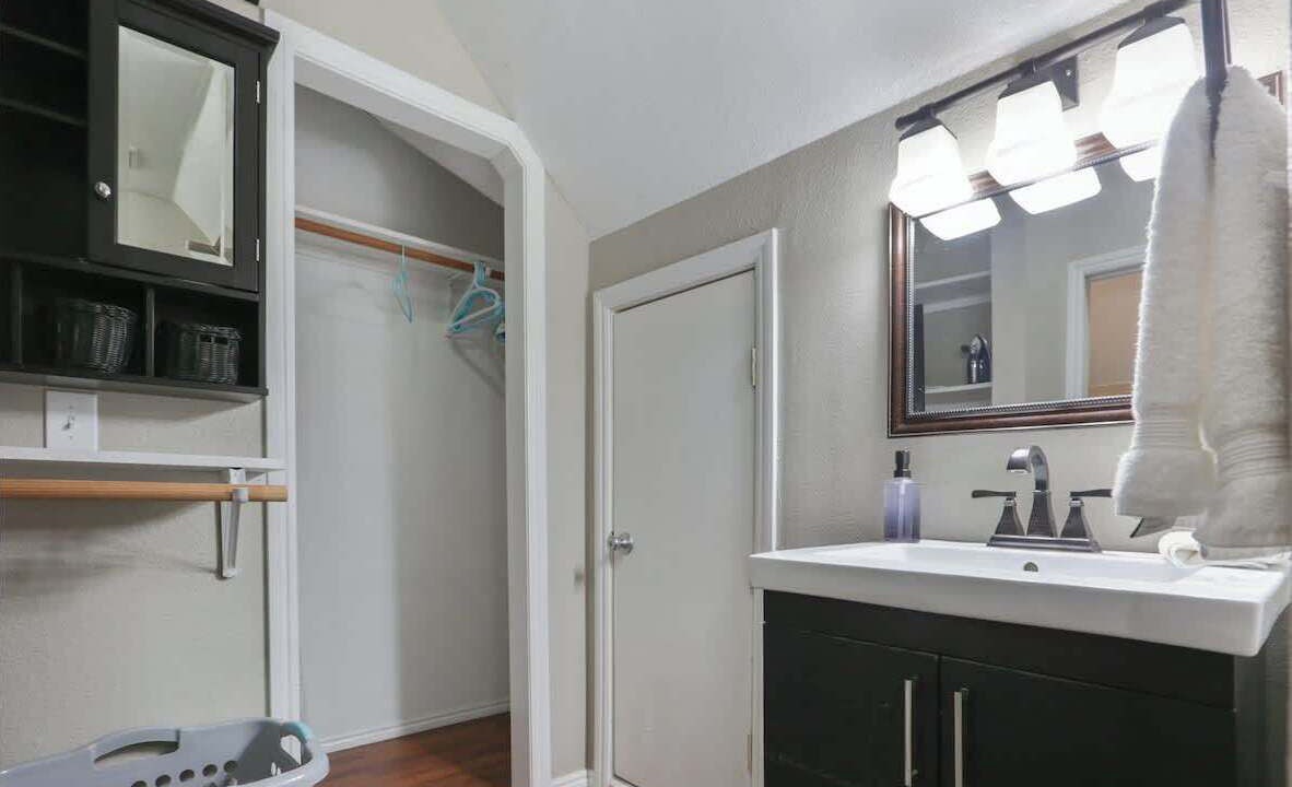 Photo of Bathroom in Visalia
