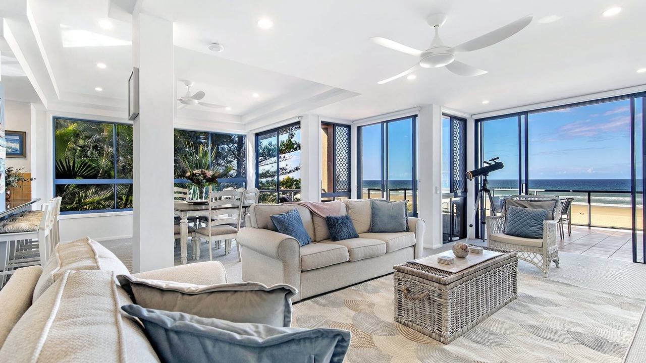 Photo of Livingroom in Mermaid Beach