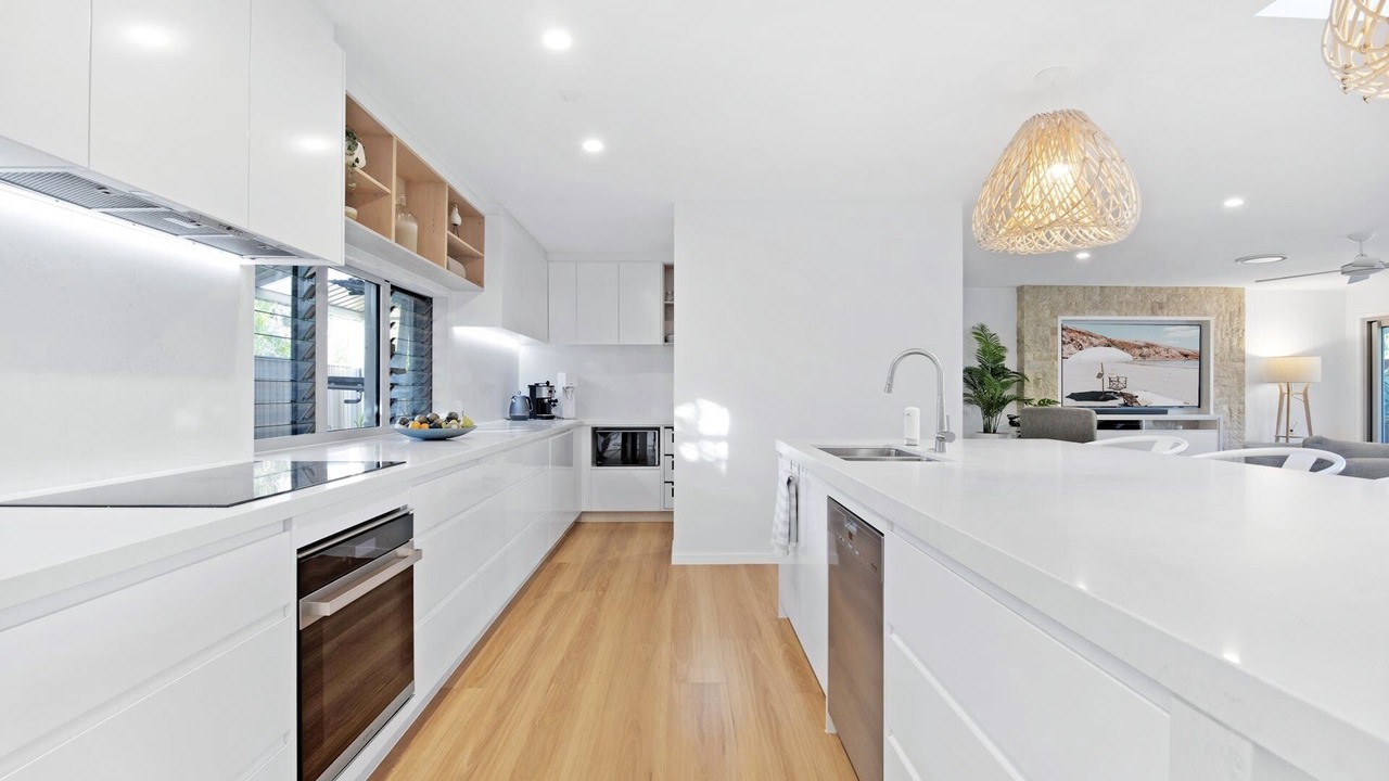 Photo of Kitchen in Mermaid Waters