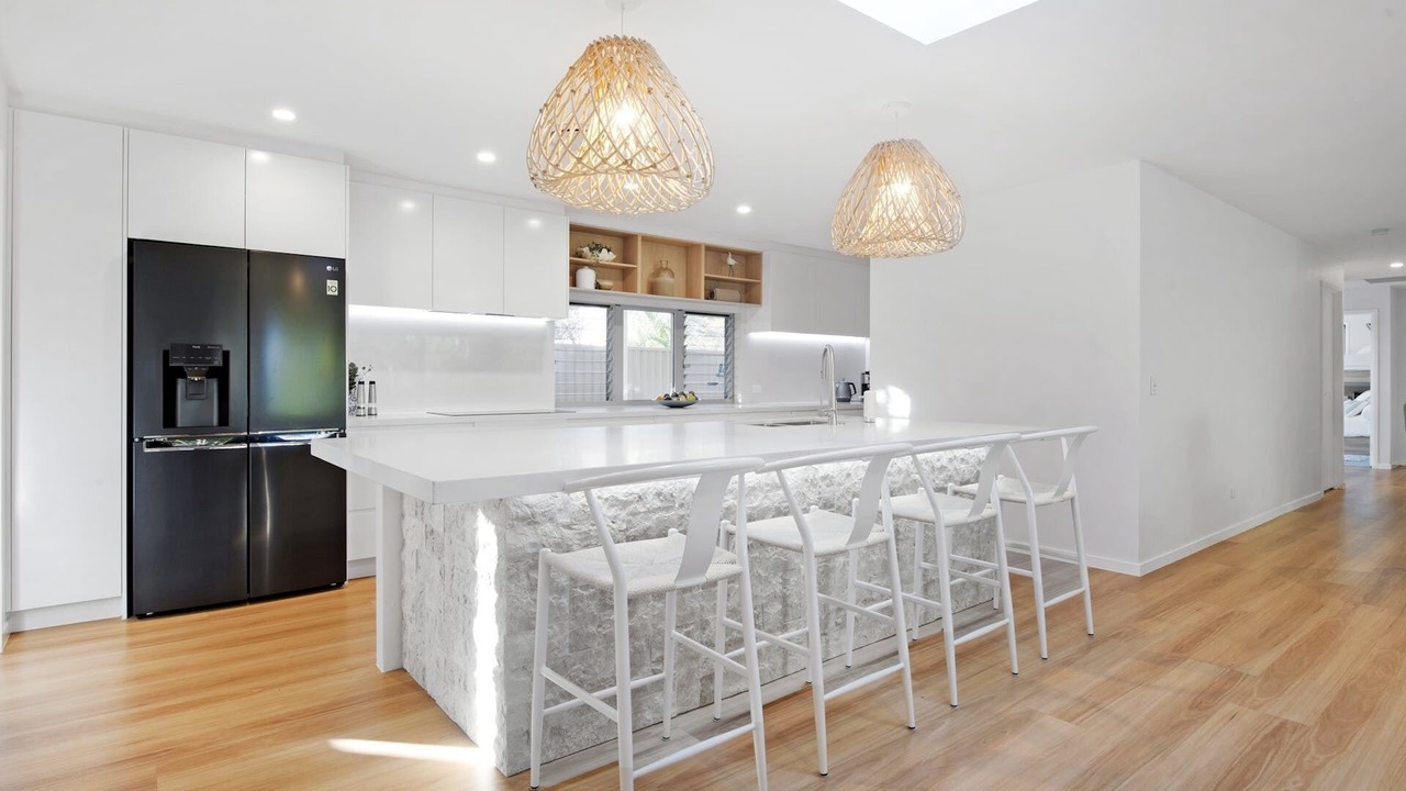 Photo of Kitchen in Mermaid Waters