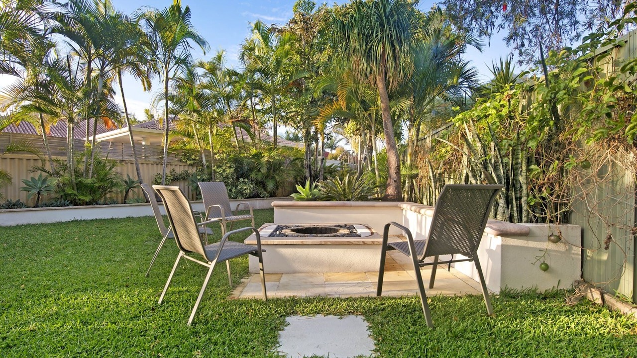 Photo of Patio Balcony in Mermaid Waters