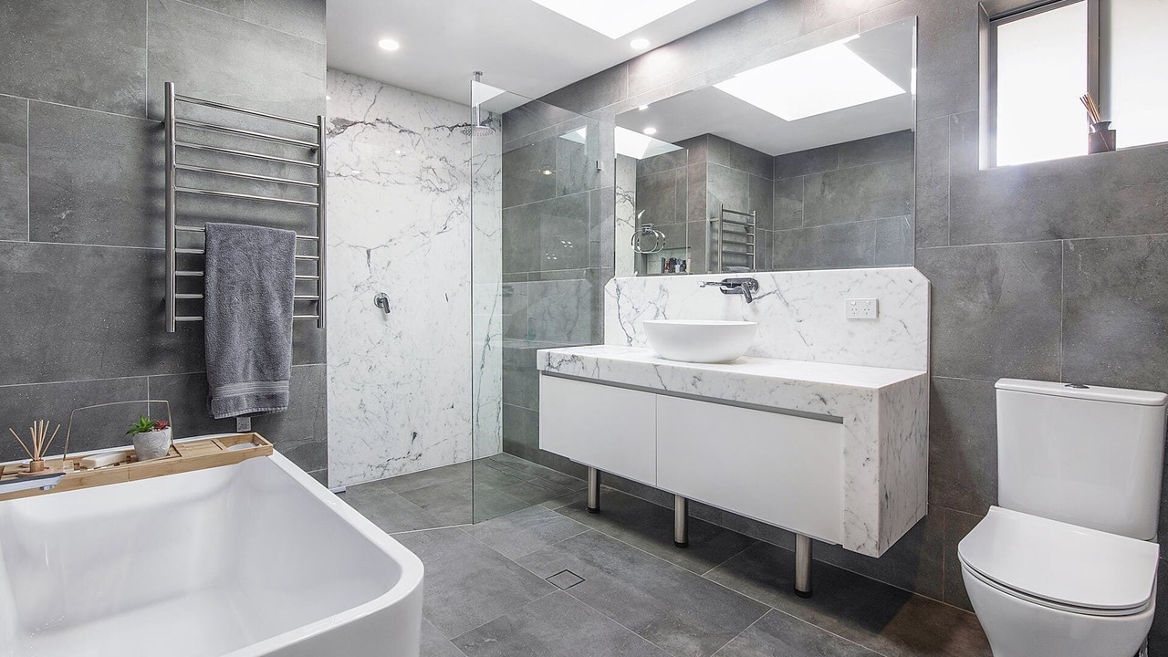 Photo of Bathroom in Mermaid Waters