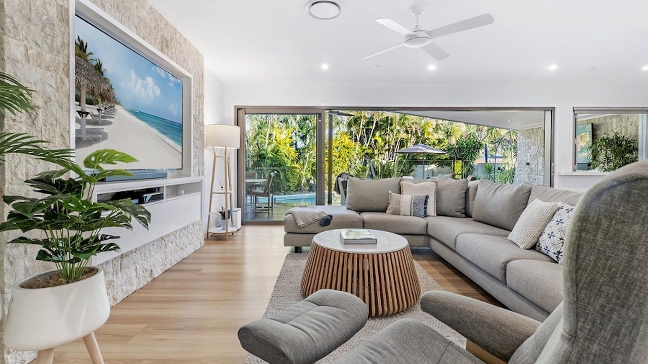 Photo of Livingroom in Mermaid Waters