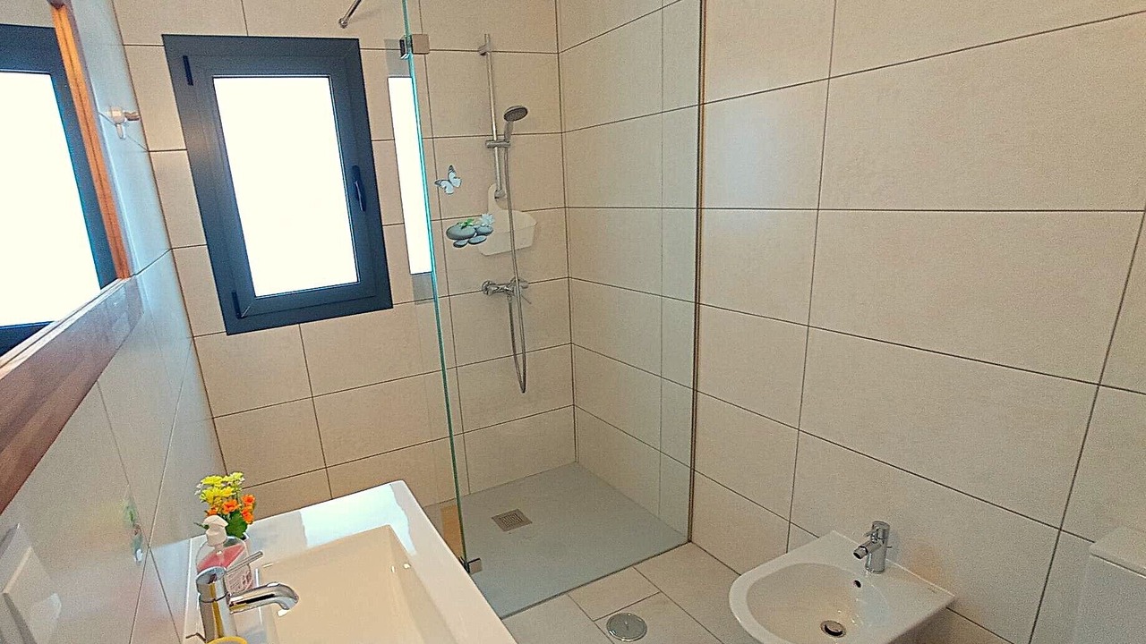 Photo of Bathroom in Aljezur