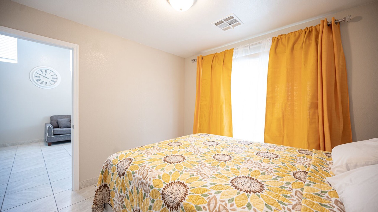 Photo of Bedroom in Sunrise Manor
