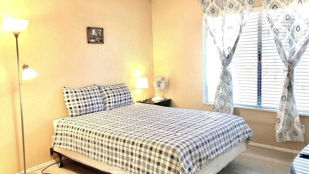 Photo of Bedroom in Sunrise Manor