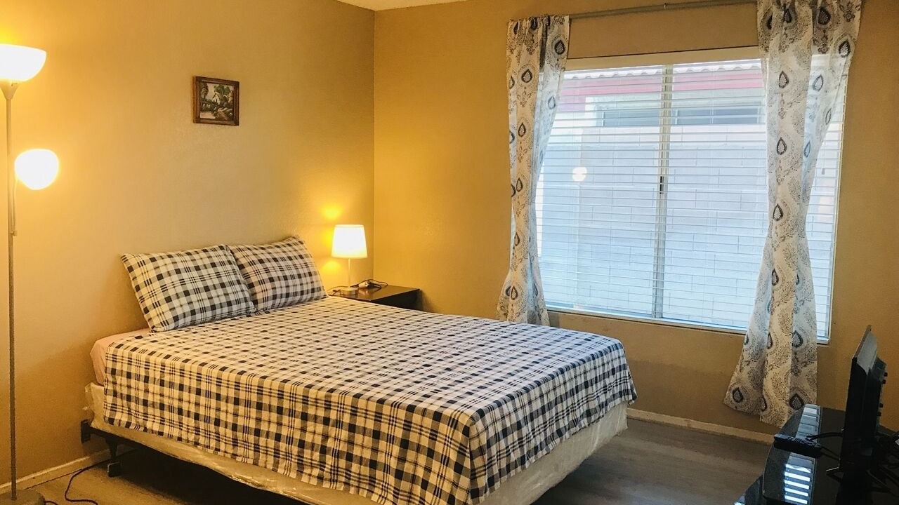 Photo of Bedroom in Sunrise Manor