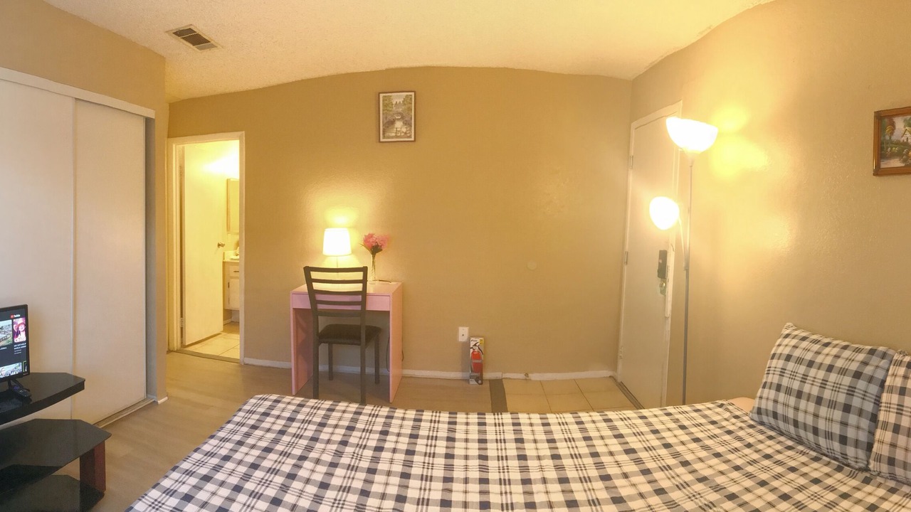 Photo of Bedroom in Sunrise Manor